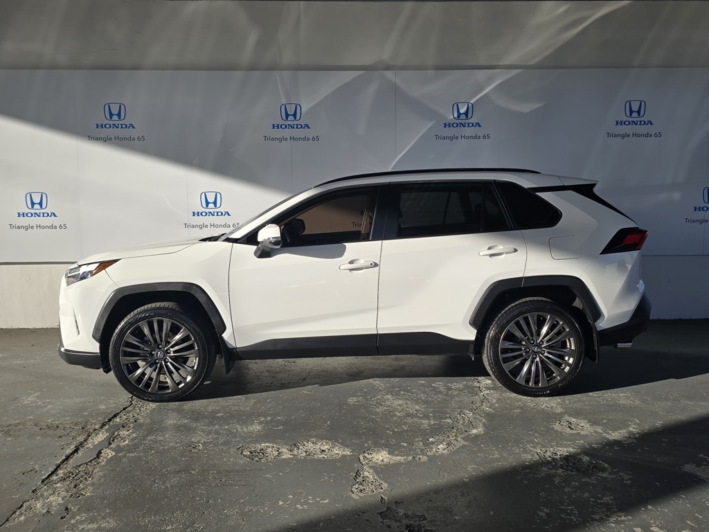 Thumbnail: 2023 Toyota RAV4 - 3