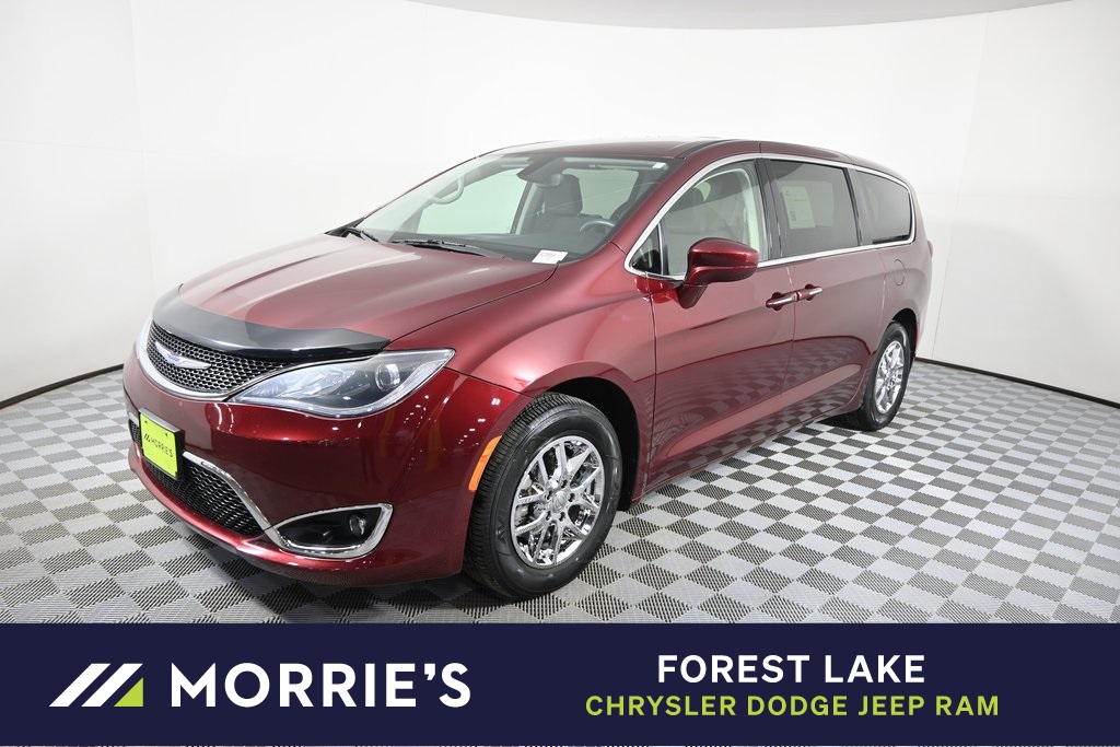 2020 Chrysler Pacifica Touring