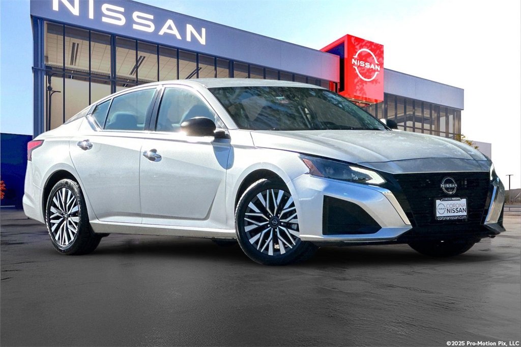 2024 Nissan Altima SV