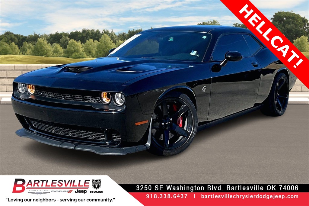 2017 Dodge Challenger SRT Hellcat RWD