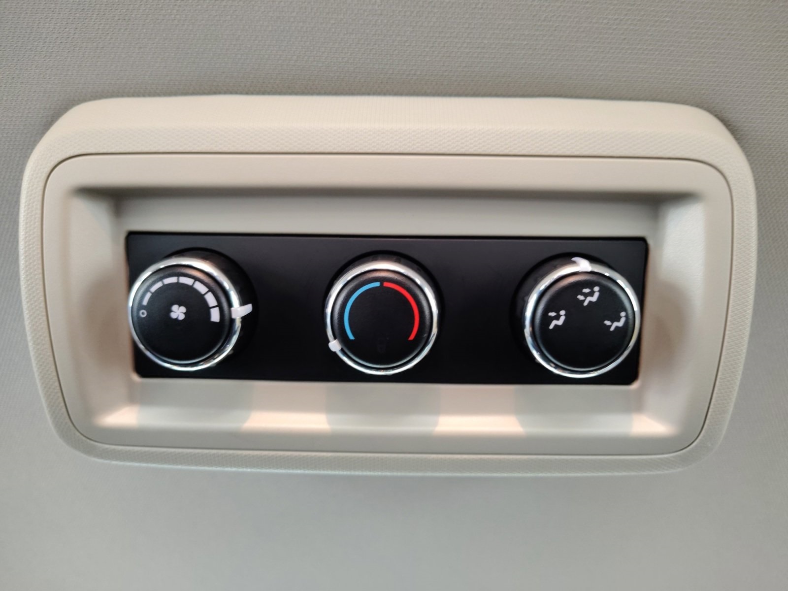 Used Car 2018 Dodge Grand Caravan  Se For Sale Under $12,000 In San Antonio, Texas