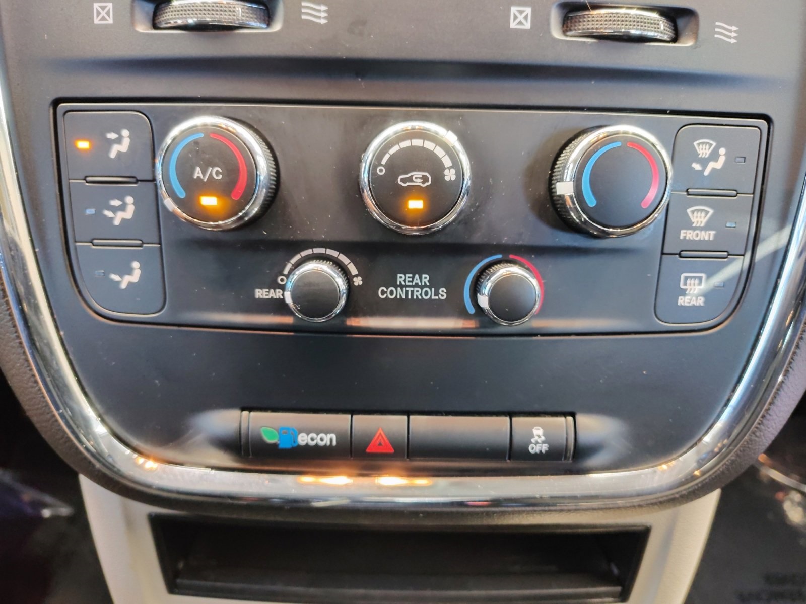 Used Car 2018 Dodge Grand Caravan  Se For Sale Under $12,000 In San Antonio, Texas