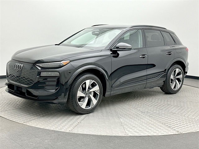 2025 Audi Q6 e-tron quattro Premium Plus