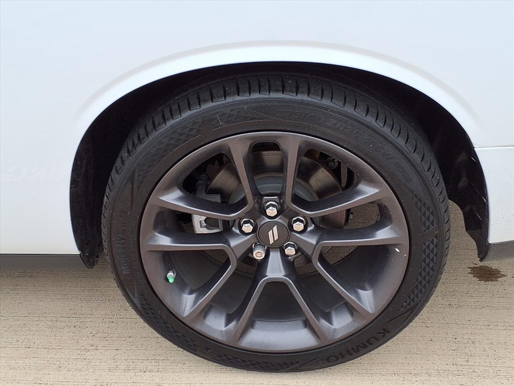 2022 Dodge Challenger R/T - 9