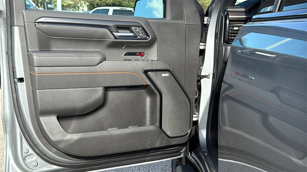 2026 GMC Sierra 1500 AT4 - 8