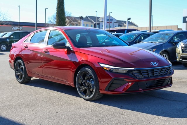 2026 Hyundai Elantra SEL Sport FWD