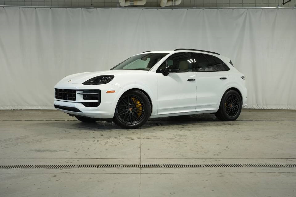 2026 Porsche Cayenne GTS AWD