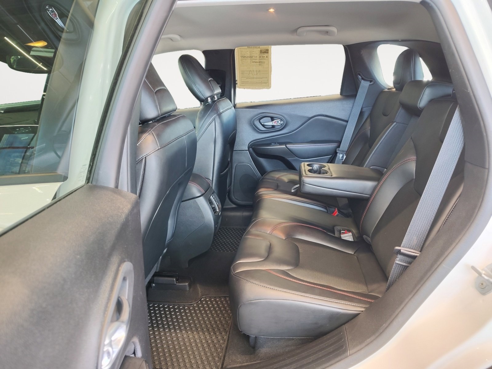 Used Car 2022 Jeep Cherokee  Trailhawk For Sale Under $25,000 In San Antonio, Texas