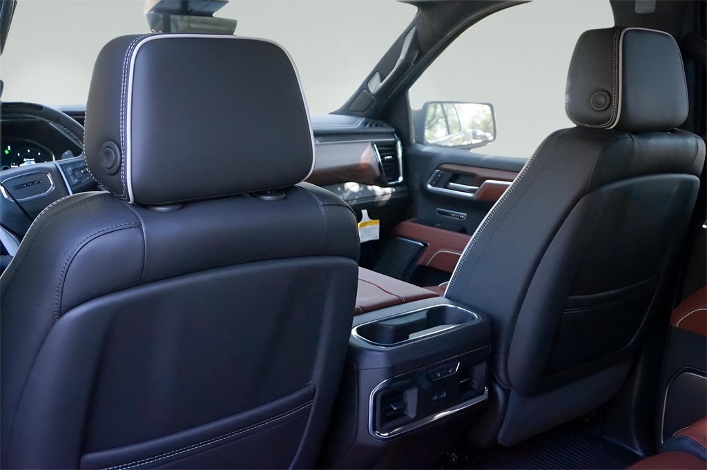 Used Car 2025 Gmc Sierra 1500  Crew Pickup Denali Ultimate Four Wheel Drive For Sale Under $70,000 In Austin, Texas