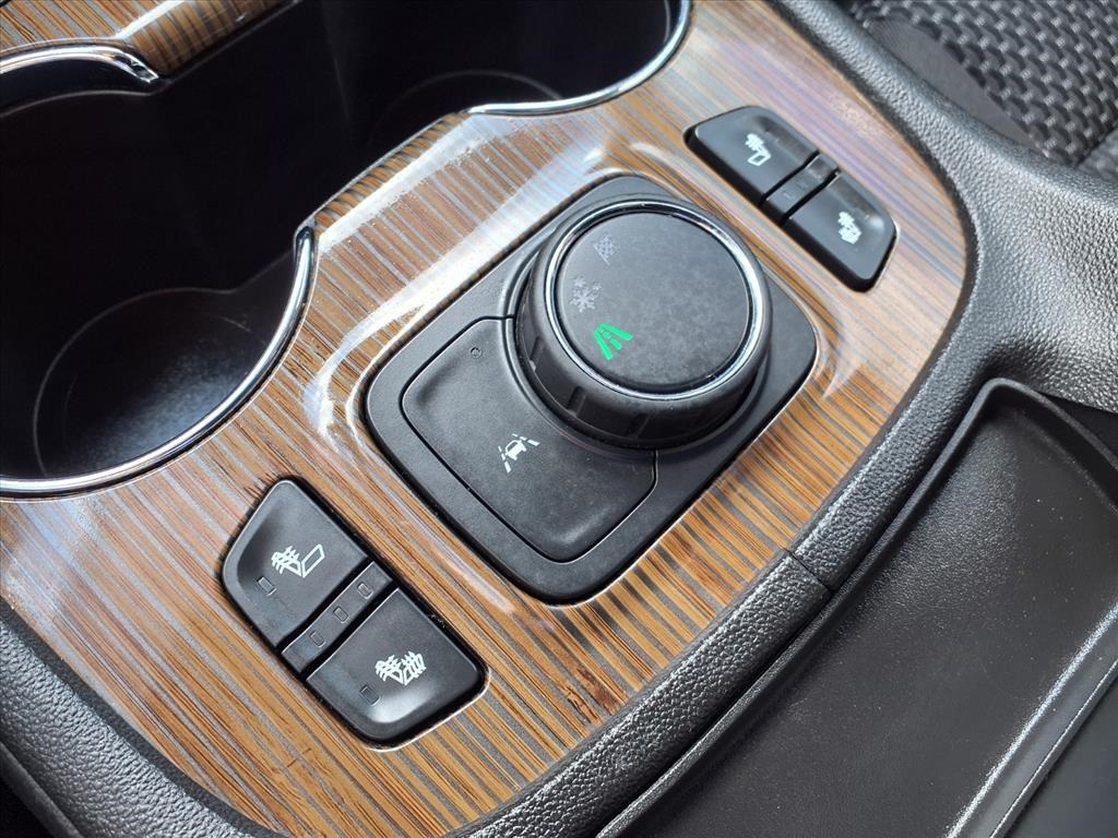 2021 GMC Acadia SLE Black at Bravo Nissan