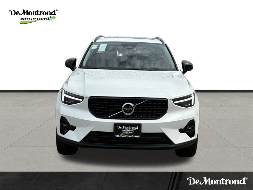 2026 Volvo XC40 B4 FWD Plus White at DeMontrond Automotive Group