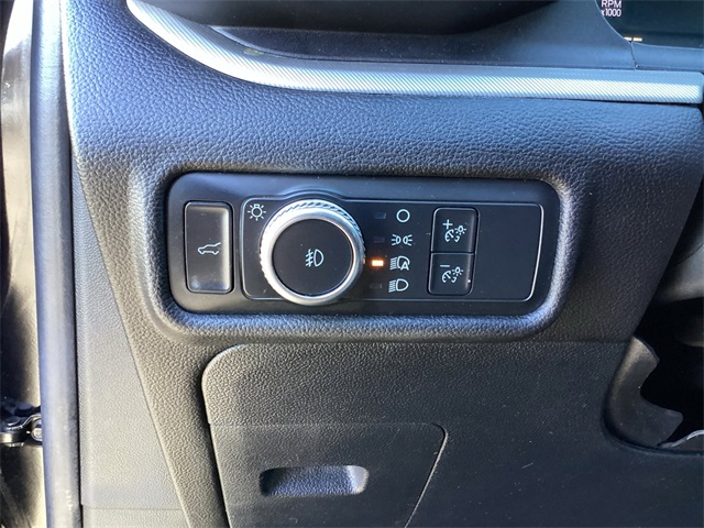 Used Car 2022 Ford Explorer  Xlt For Sale Under $25,000 In San Antonio, Texas