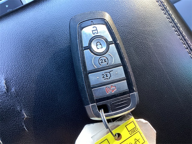 Used Car 2022 Ford Explorer  Xlt For Sale Under $25,000 In San Antonio, Texas