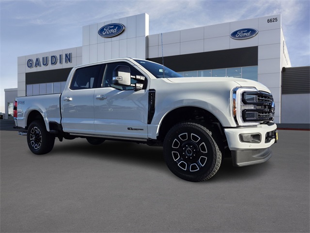 2026 Ford F-250 Super Duty Platinum's photo