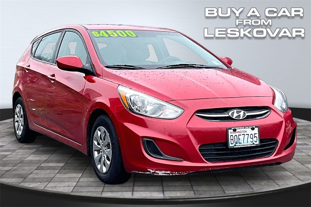 2017 Hyundai Accent SE 4-Door Hatchback FWD
