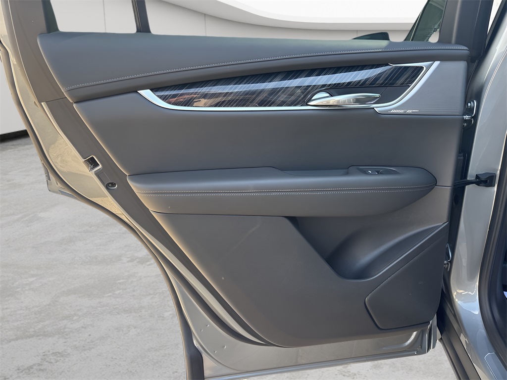 2025 Cadillac XT6
