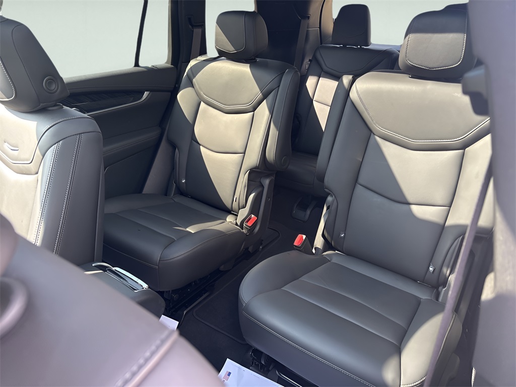 2025 Cadillac XT6