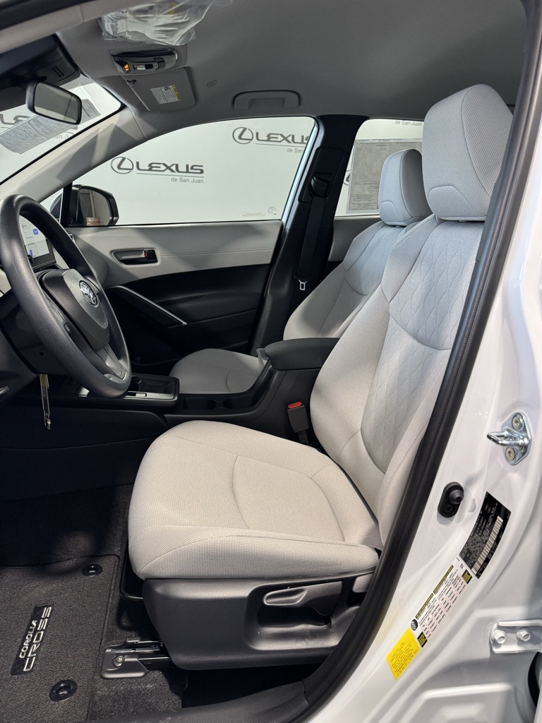 Thumbnail: 2026 Toyota Corolla Cross - 31