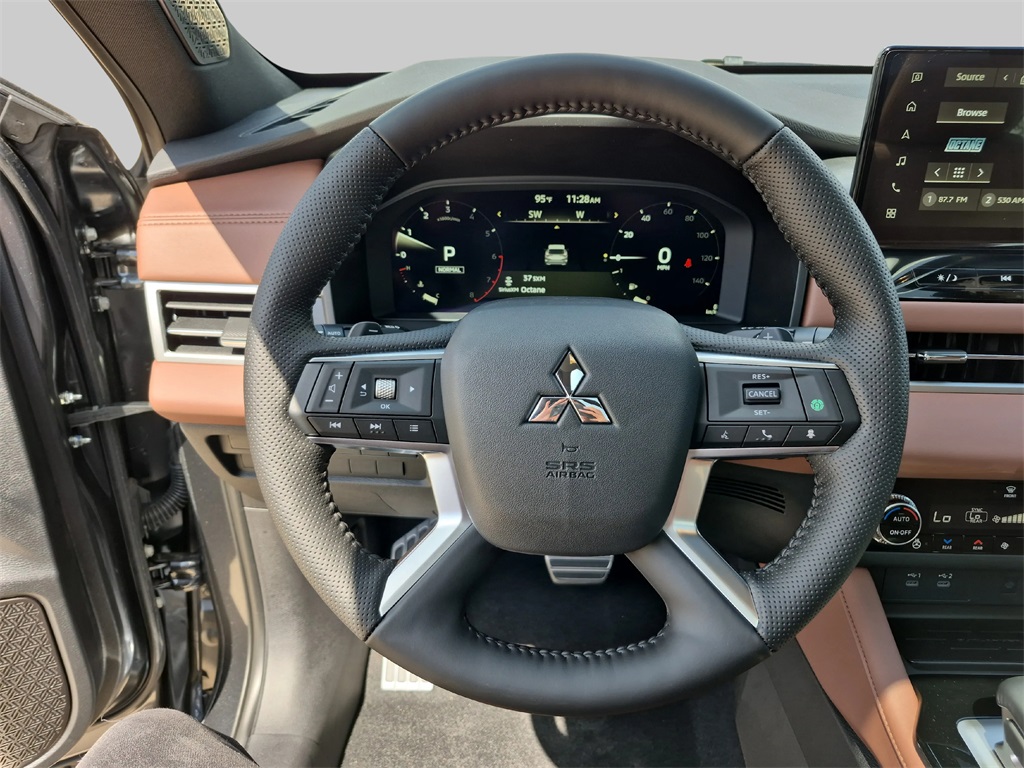 2025 Mitsubishi Outlander SEL Gray at Gullo Toyota