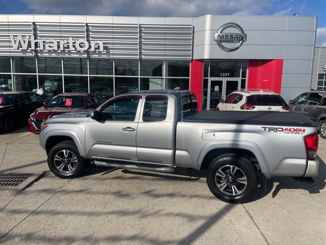 2016 Toyota Tacoma Access Cab V6 TRD Sport 4WD