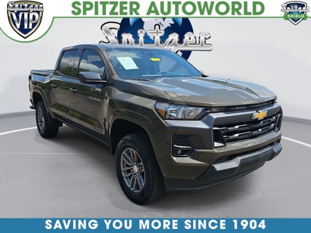 Harvest Bronze Metallic 2023 Chevrolet Colorado Pickup Truck Four-Wheel Drive 8-Speed Automatic