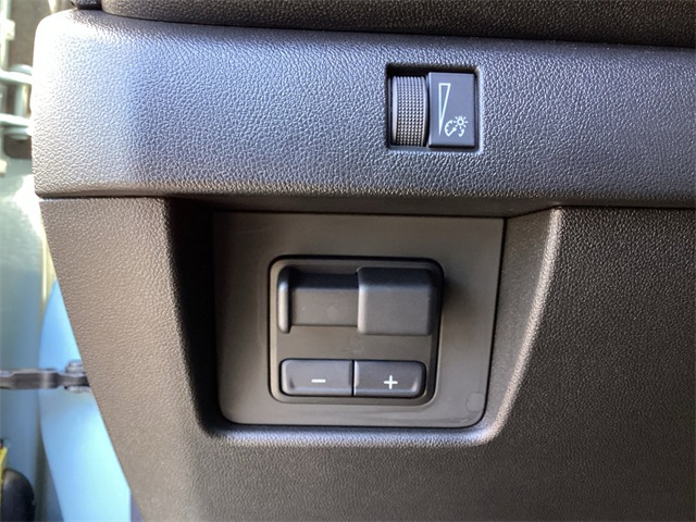 Used Car 2025 Chevrolet Colorado  Work Truck For Sale Under $30,000 In San Antonio, Texas