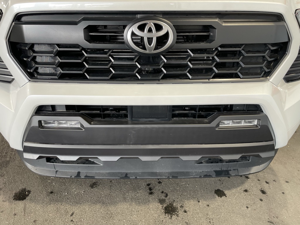 Thumbnail: 2025 Toyota Tacoma - 11