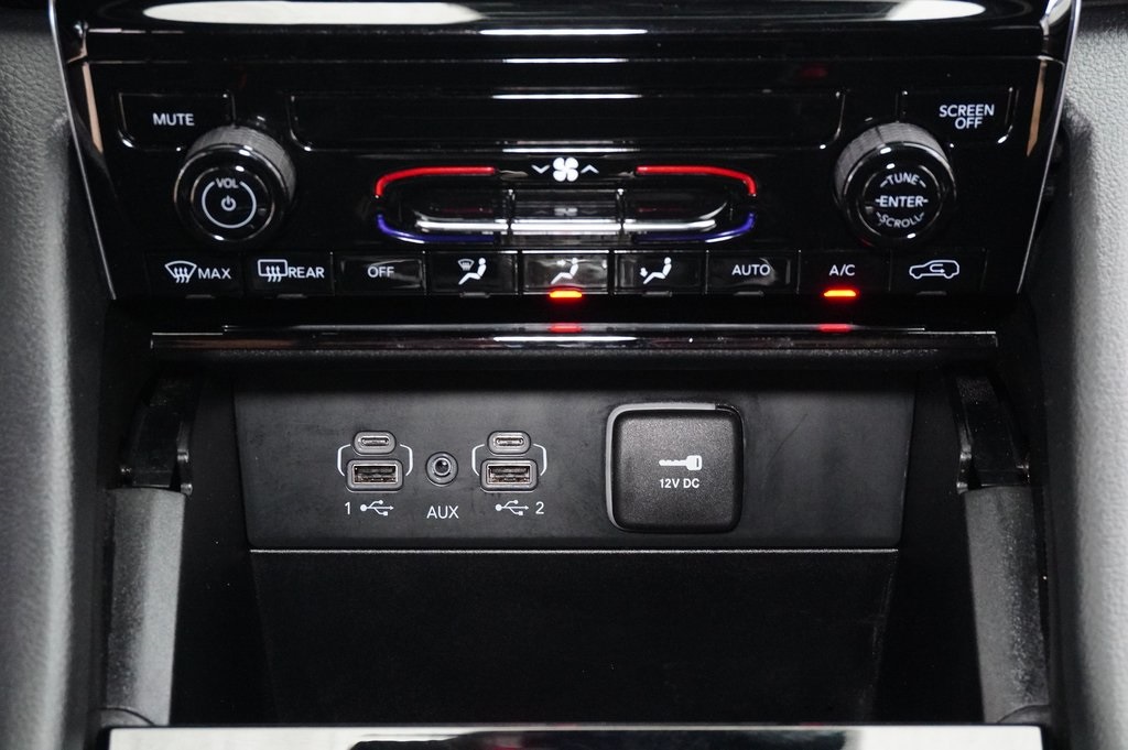 Used Car 2024 Jeep Grand Cherokee L  Laredo For Sale Under $30,000 In Weatherford, Texas