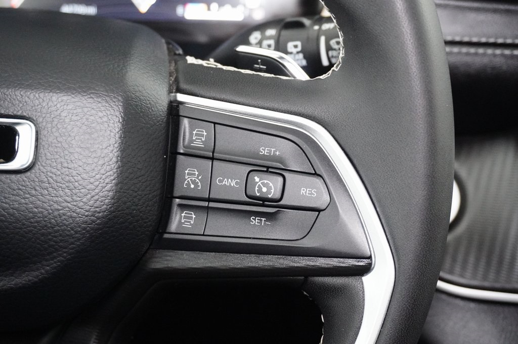 Used Car 2024 Jeep Grand Cherokee L  Laredo For Sale Under $30,000 In Weatherford, Texas