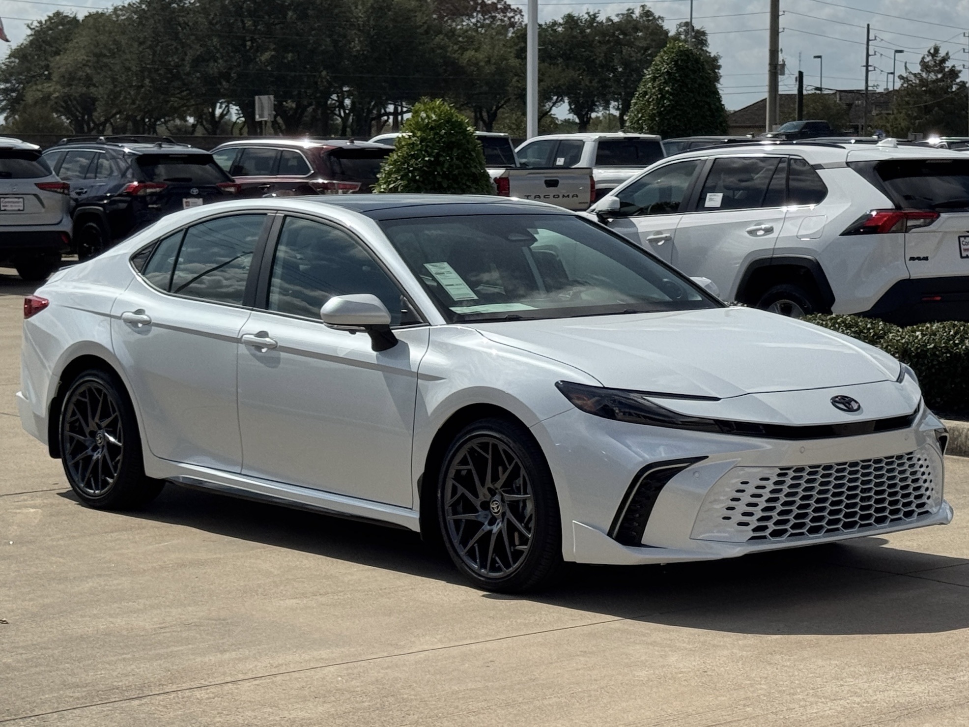 2025 Toyota Camry XSE - 11