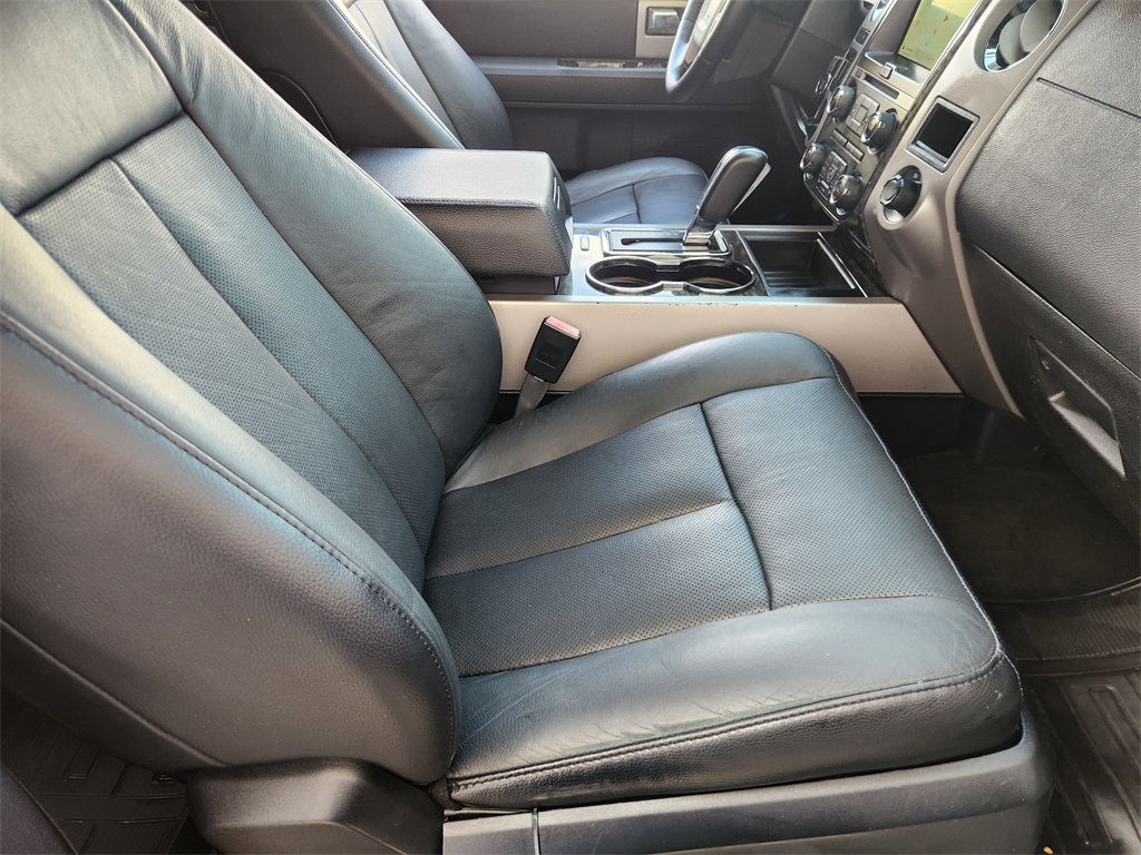 2017 Ford Expedition Limited Silver at Autostrade