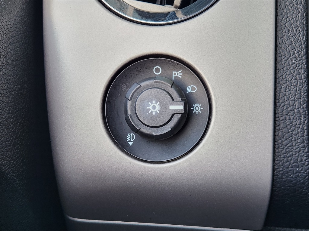 2017 Ford Expedition Limited Silver at Autostrade