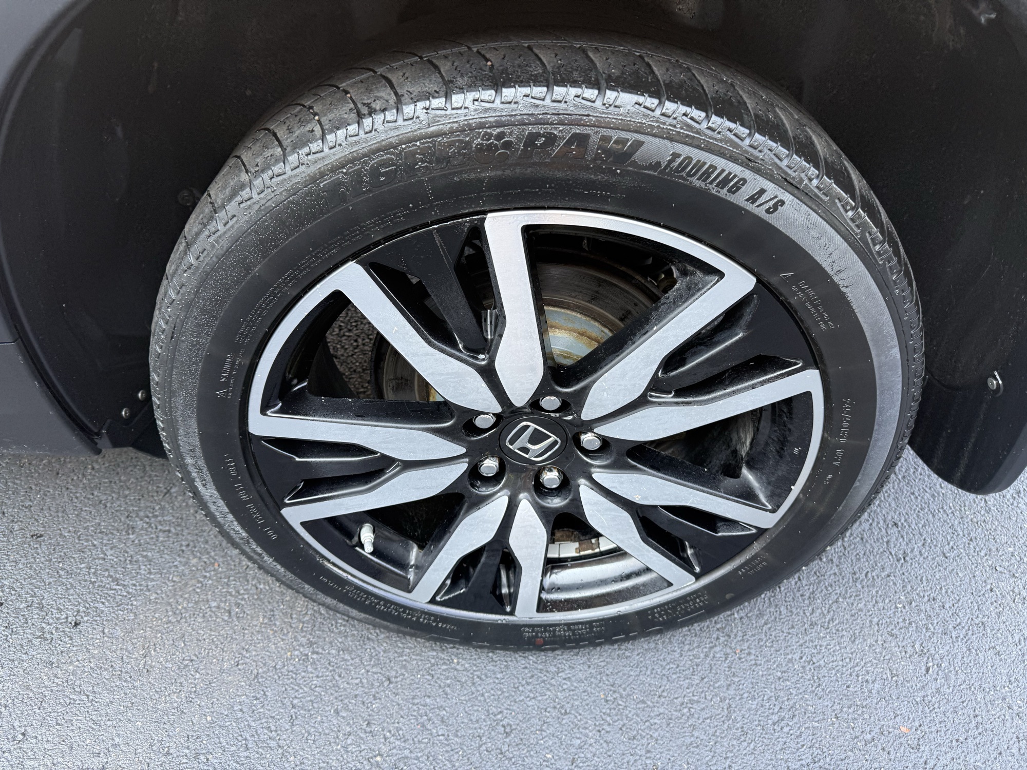 2020 Honda Pilot Touring photo 11