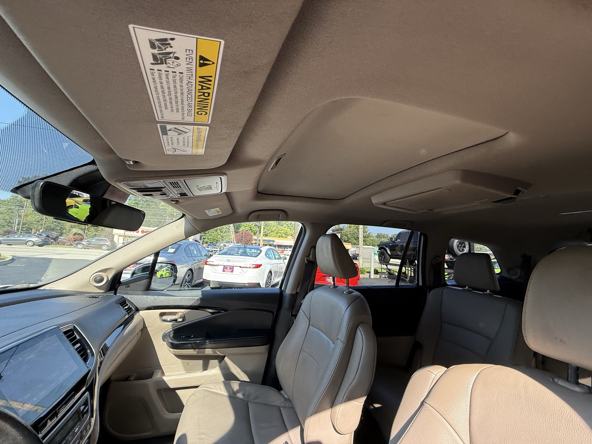2020 Honda Pilot Touring photo 20