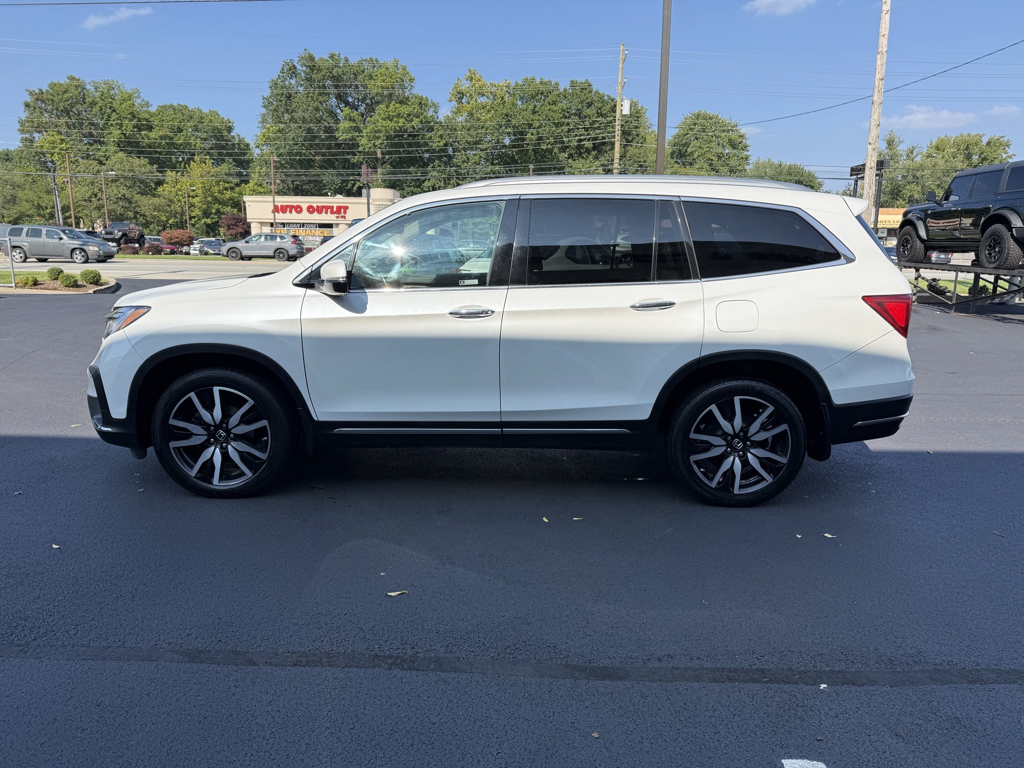 2020 Honda Pilot Touring photo 4