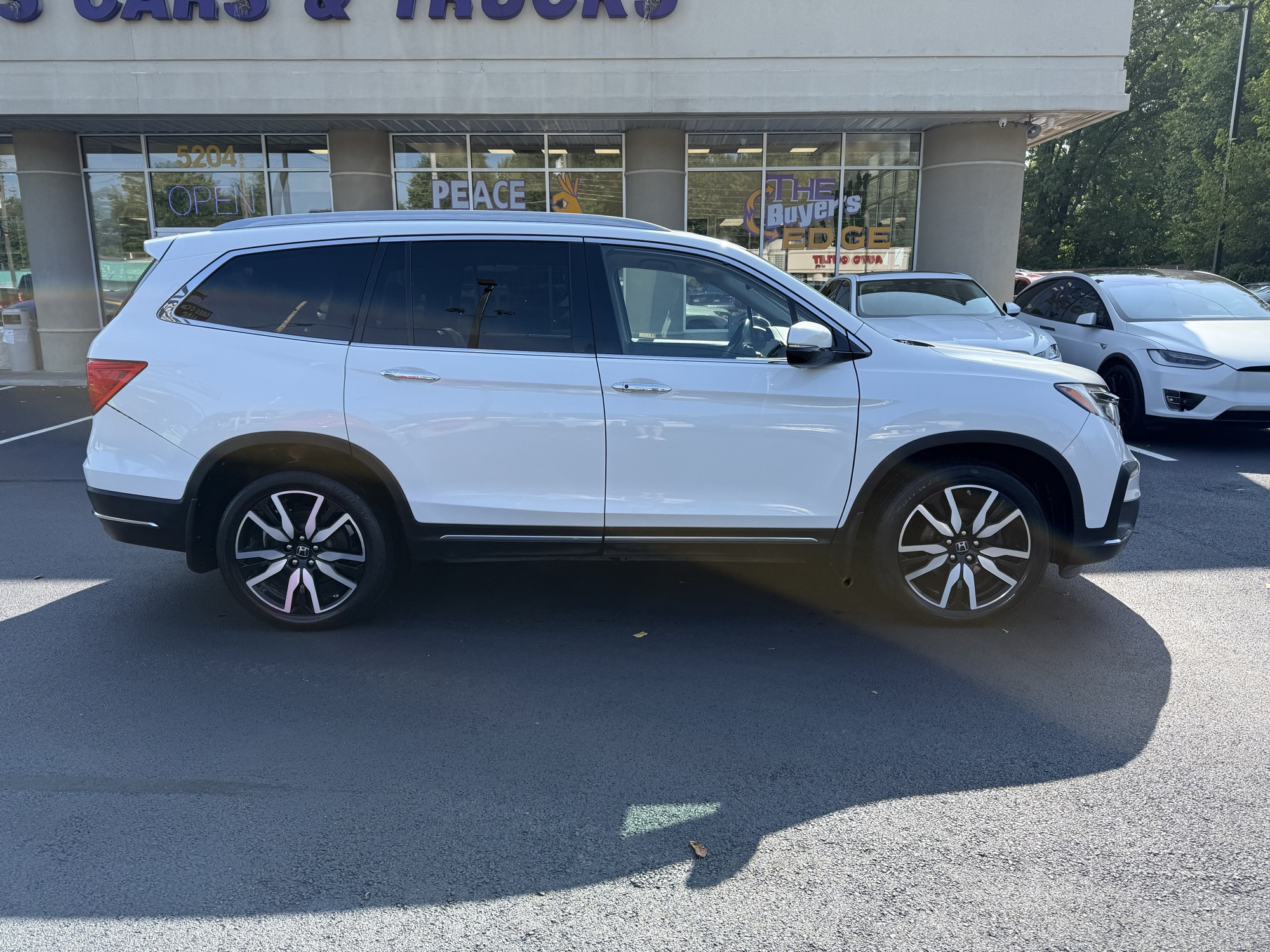 2020 Honda Pilot Touring photo 8