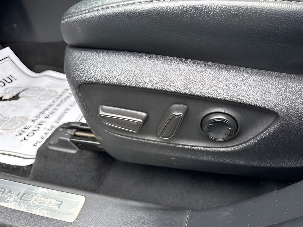 2023 Toyota Highlander Hybrid