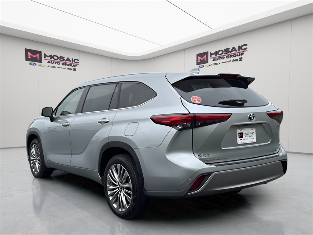 2023 Toyota Highlander Hybrid