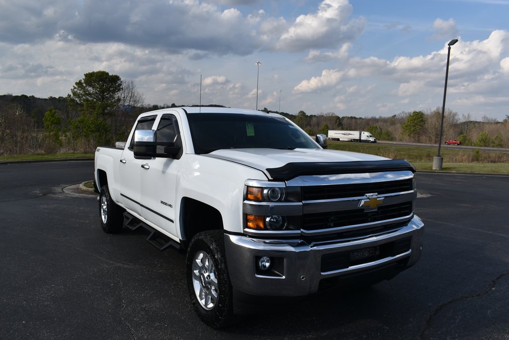 2015 Chevrolet Silverado 2500HD LTZ Crew Cab 4WD