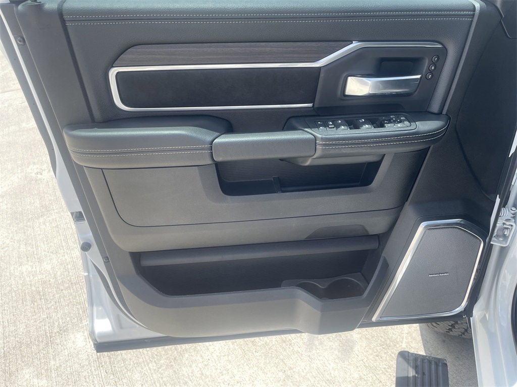 2025 Ram 2500 Laramie - 10
