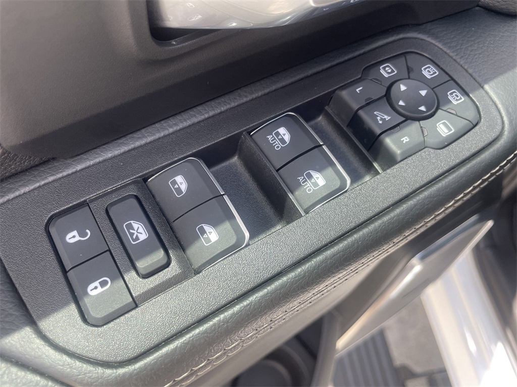 2025 Ram 2500 Laramie - 11