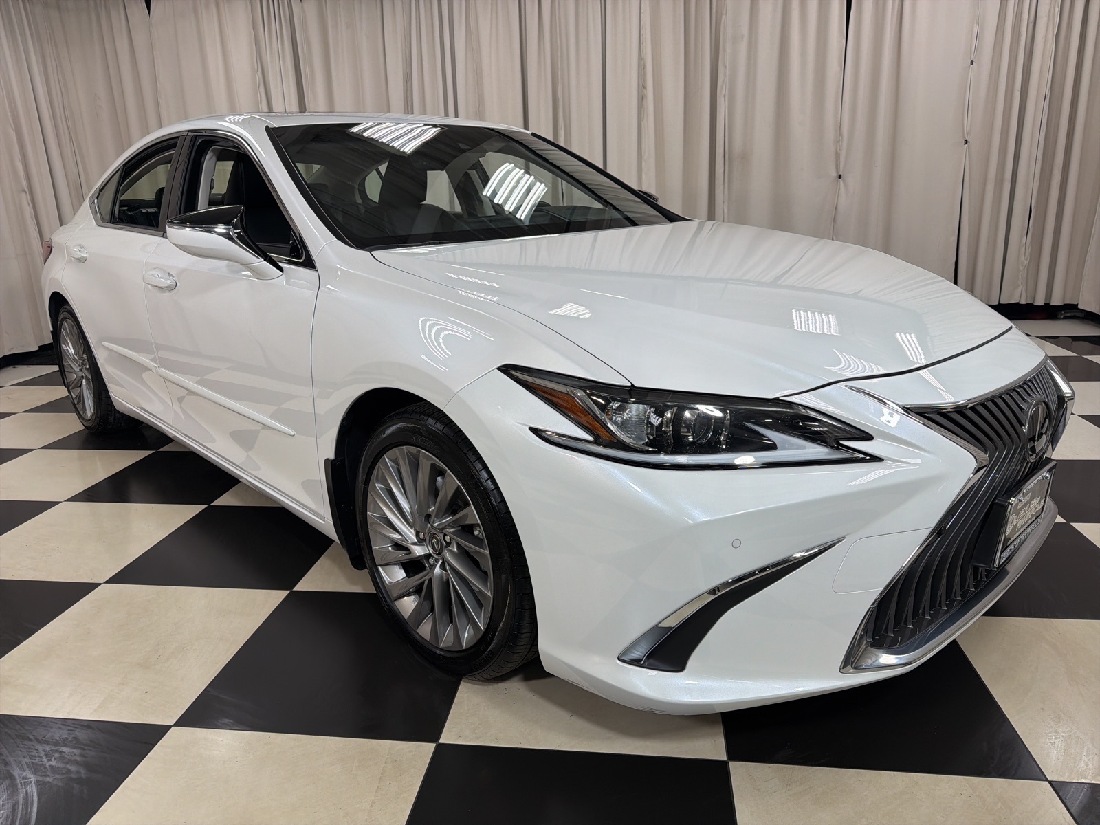 2019 Lexus ES 350 Luxury FWD