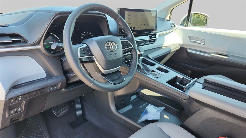 2025 Toyota Sienna