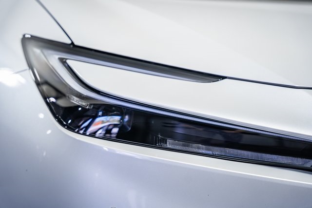 ToyotaPrius Plug-In Hybrid13