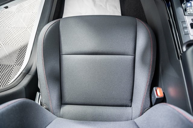 ToyotaPrius Plug-In Hybrid33