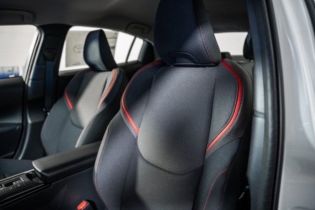 ToyotaPrius Plug-In Hybrid40