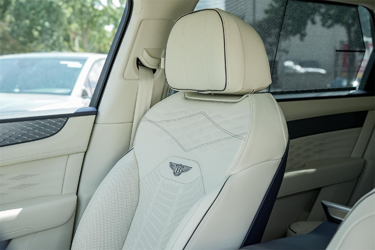 New Car 2025 Bentley Bentayga Ewb  For Sale Under $300,000 In Austin, Texas