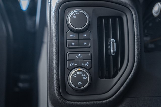 ChevroletSilverado 150043