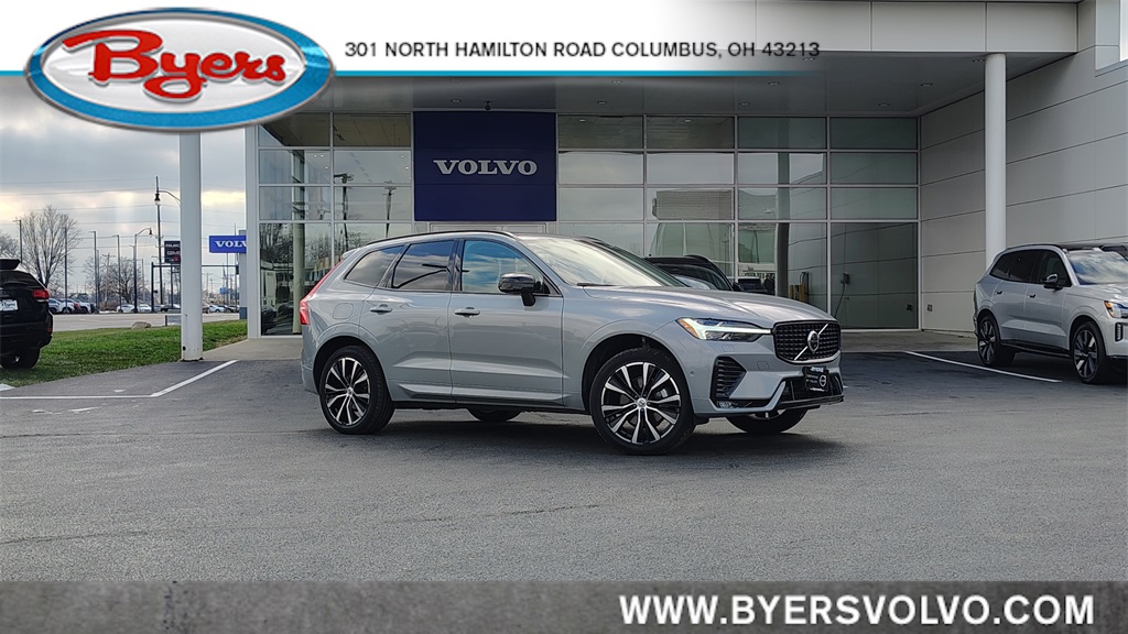 2025 Volvo XC60 B5 Plus Dark Theme AWD