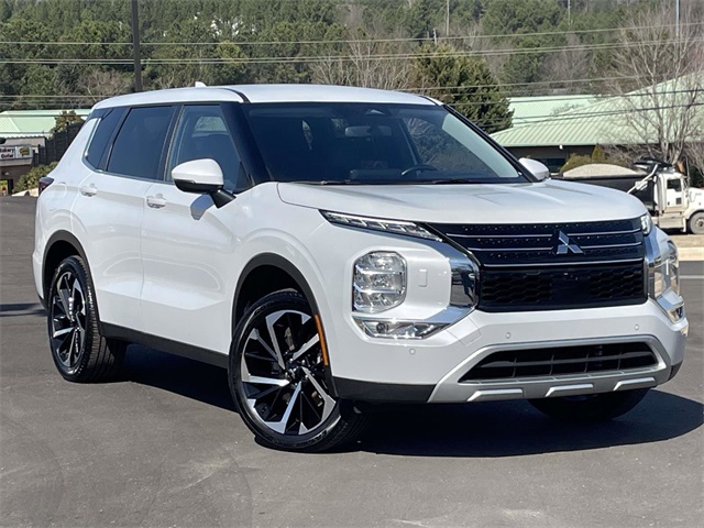 2024 Mitsubishi Outlander SE Black Edition S-AWC